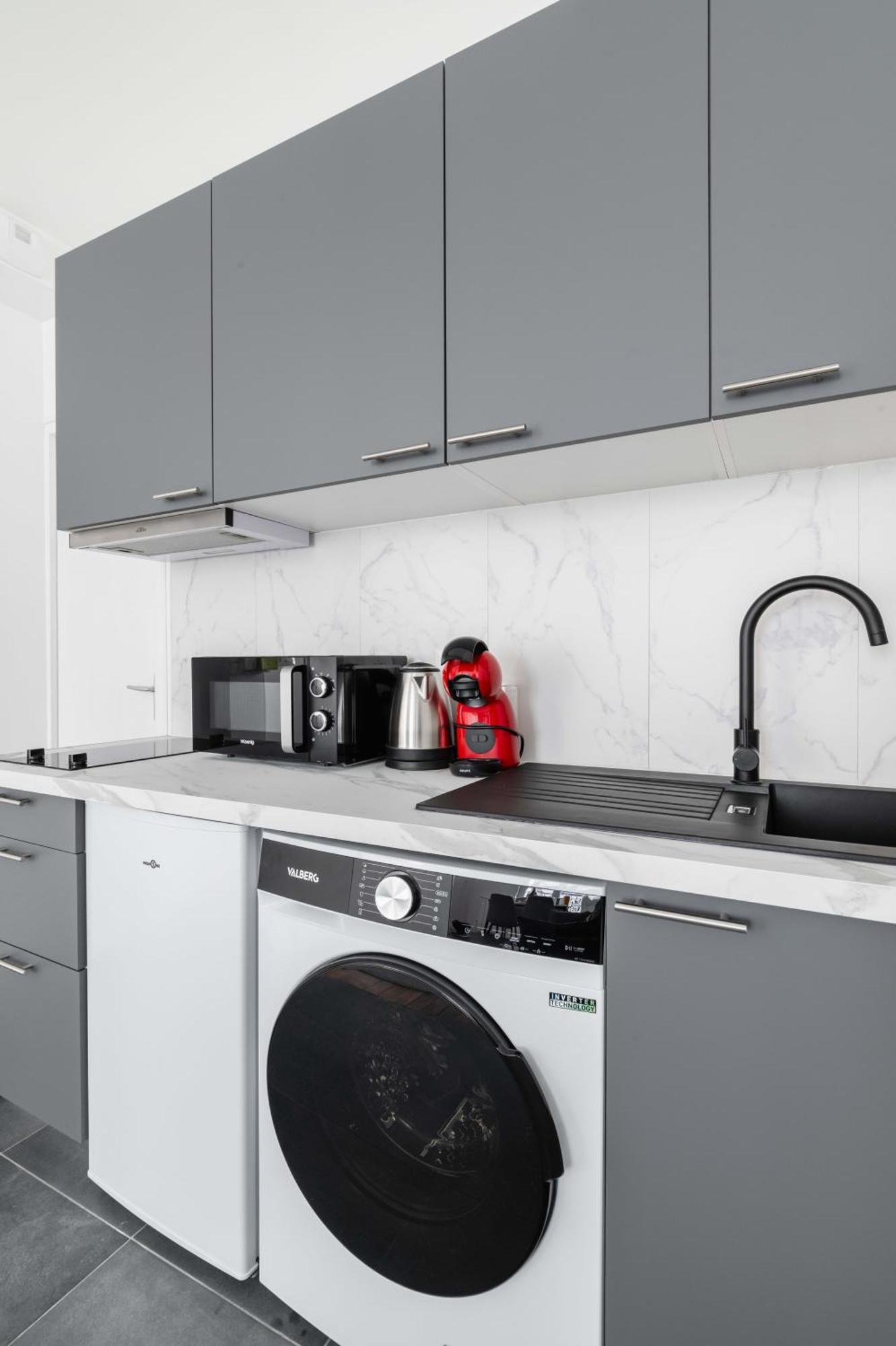 2 Pieces Refait Neuf Metro Jaures - Paris 19 - 4P - Flat-Guest Apartment Exterior photo